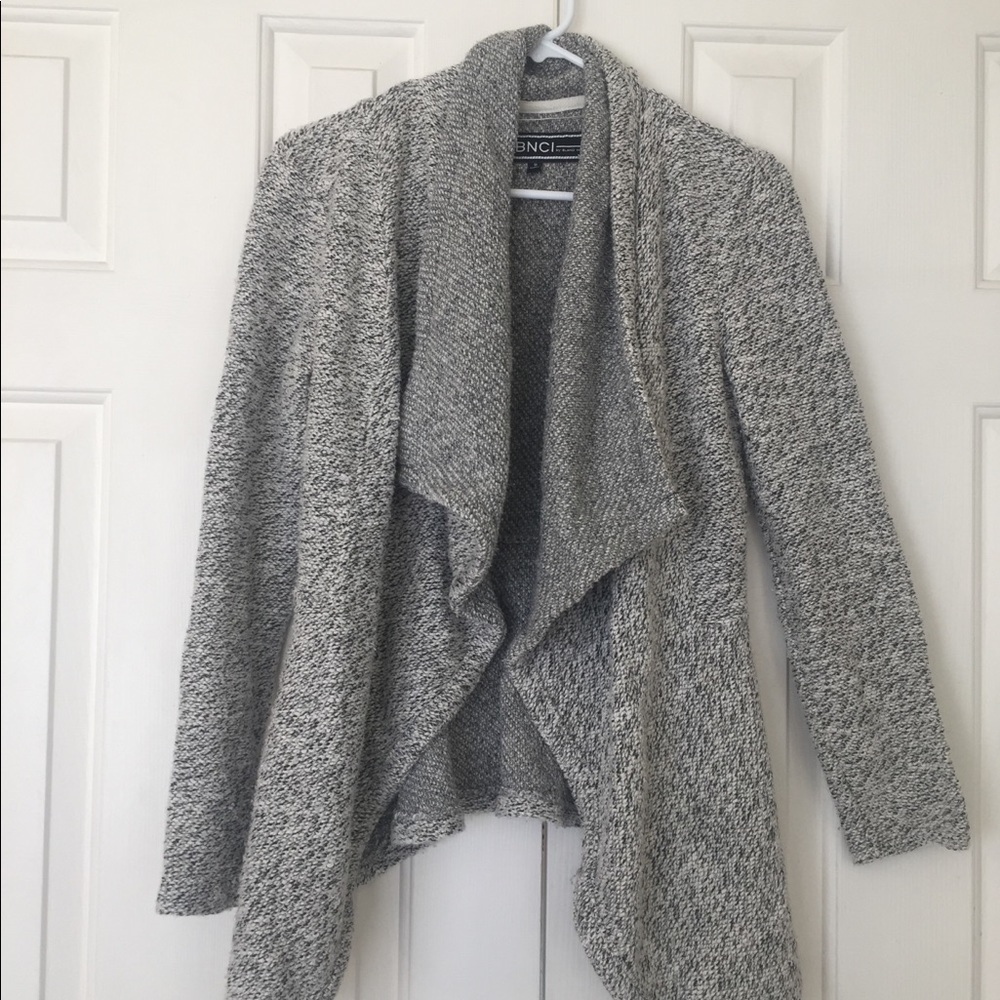 Beautiful open front cardigan!